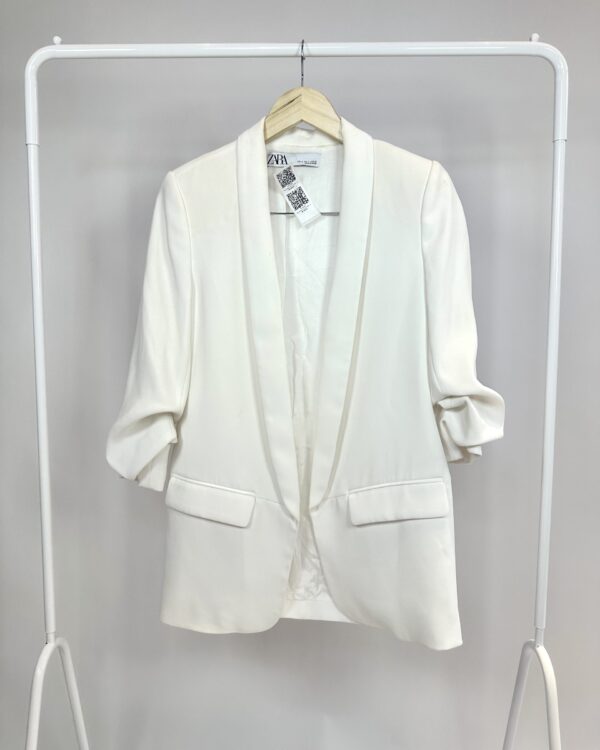 Blazer branco ZARA - P