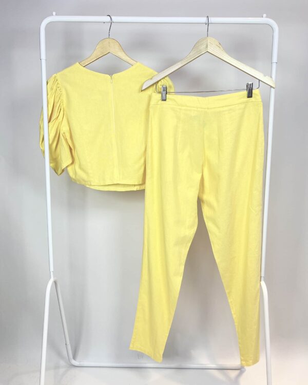 Calça linho amarela BIÉ - P