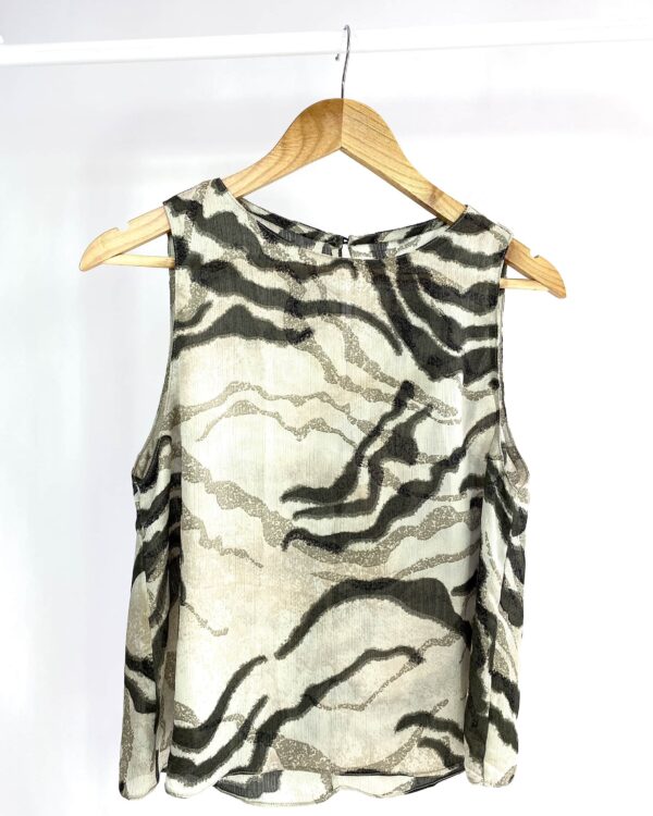 Blusa estamp cinza SACADA - 40