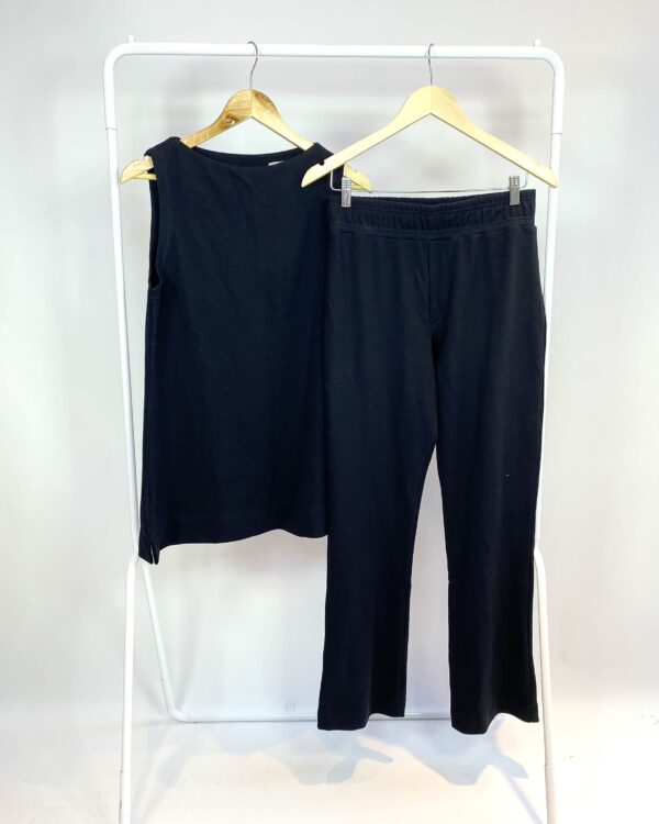 Conjunto calça e blusa preto MIO - M