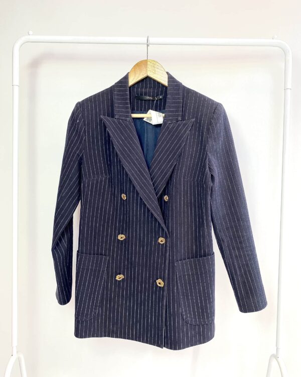 Blazer risca de giz botões dourados EVA - 36