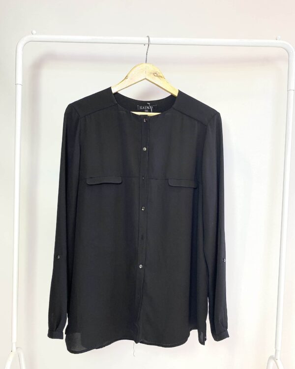 Camisa preta crepe de viscose CASUAL STREET - G