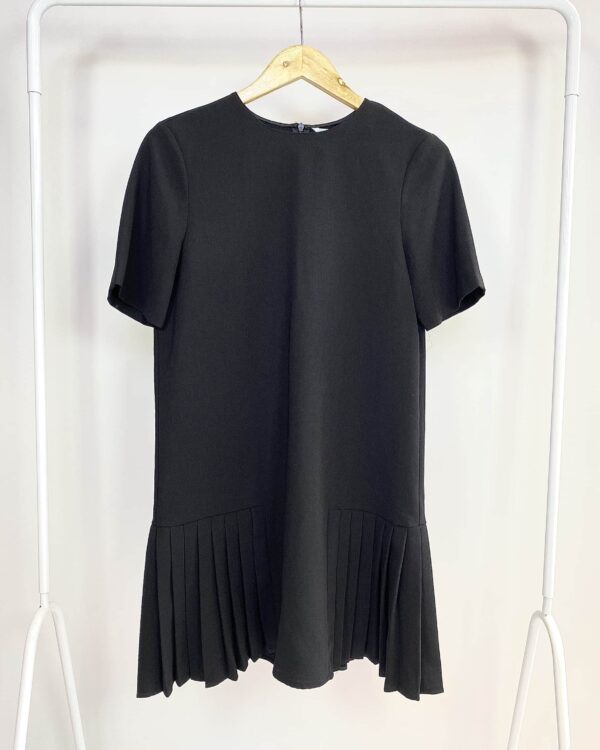 Vestido curto preto barra plissada ZARA - PP