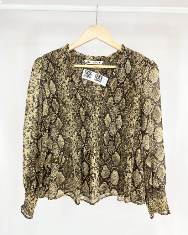 Blusa com estamp de cobra ZARA - M