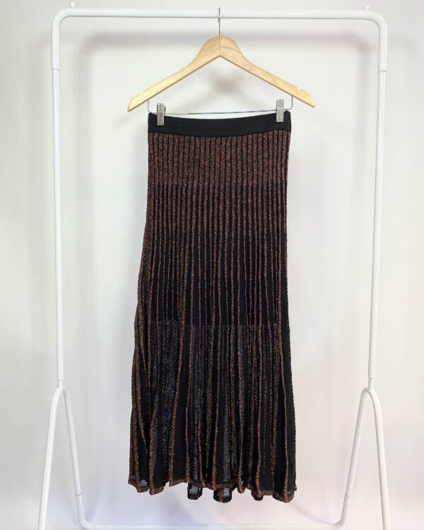 Saia midi tricot preta com listras lurex cobre MARIA FILÓ - P