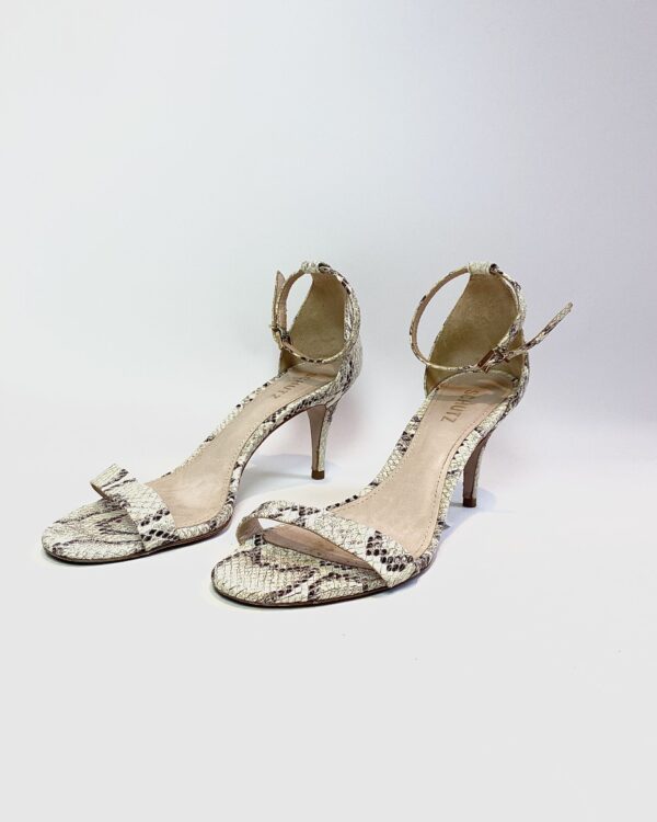 Sandália couro cobra salto fino SCHUTZ - 37