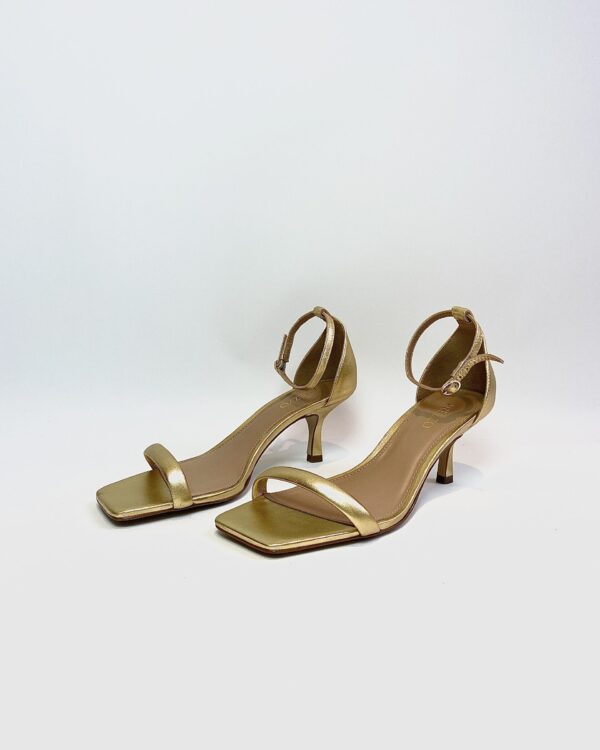 Sandália salto médio dourada  AREZZO - 36