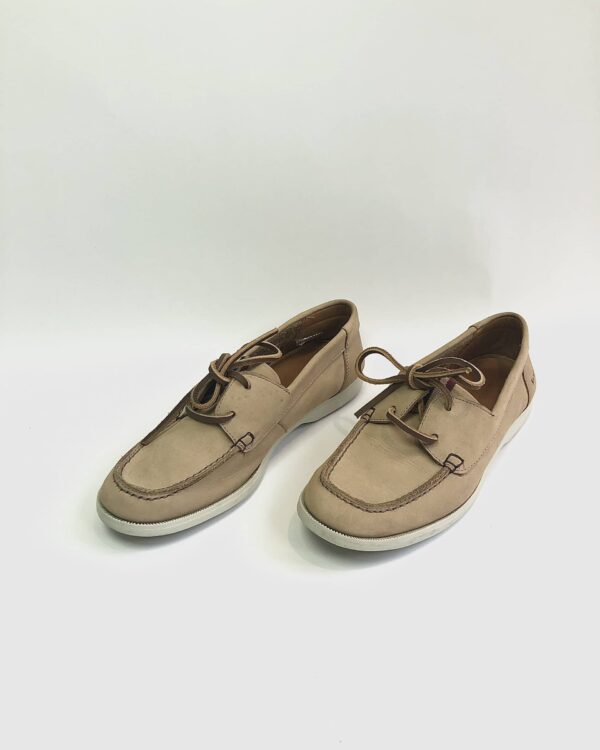 Sapato dock side bege RICHARDS - 36 - VENDIDO SISTEMA OTO