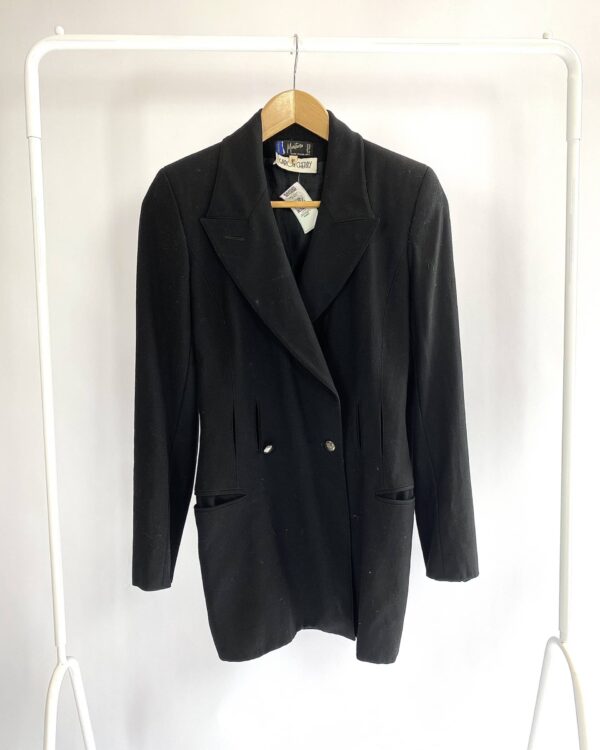 Max blazer preto CARON CHERRY - P - VENDIDO SIST OTO