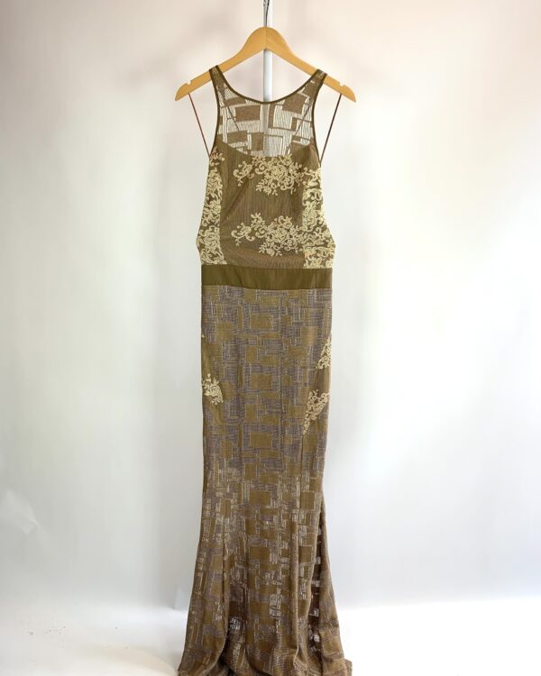 Vestido longo renda fios dourados AGILITÁ - 42 (nunca usado) - VENDIDA SIST OTO