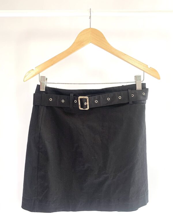 Saia curto preta KAELE -36