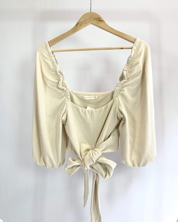 Cropped bege com manga bufante CRIS BARROS - M - VENDIDO SISTEMA OTO