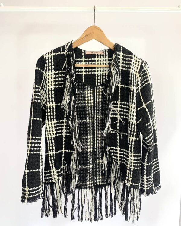 Casaco tapeçaria p&b com franjas TIG - P - VENDIDO SIST OTO