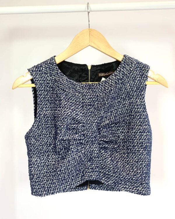 Blusa branca com detalhe azul BOBO - 38