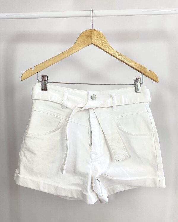 Short sarja branco botões MAJE - 38 - VENDIDO SISTEMA OTO
