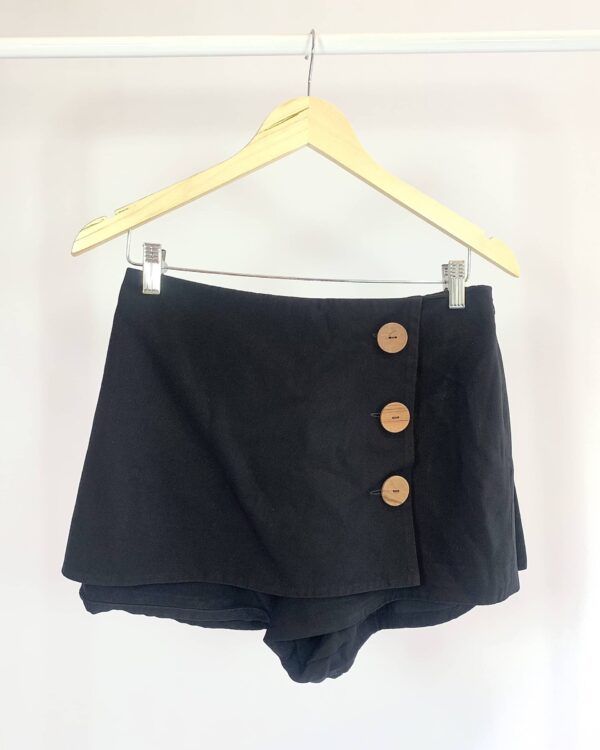 Short e saia preto CRIS BARROS - 38 - VENDIDO SIST OTO