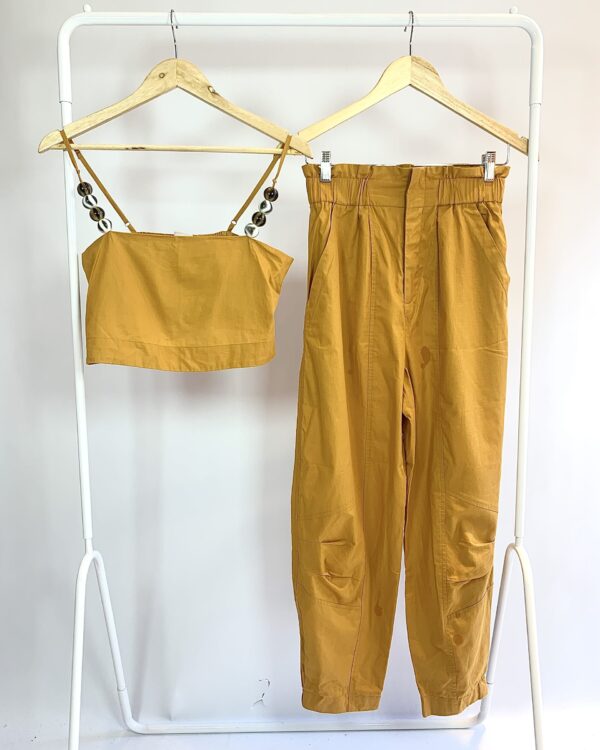 Conjunto calça e cropped mostarda algodão detalhe alça ANIMALE - P