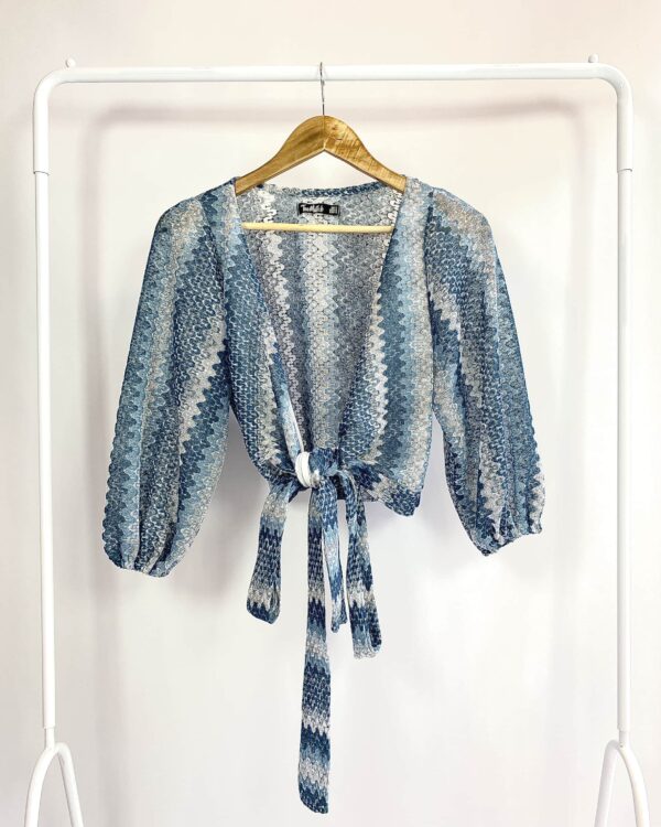 Cropped tricot transpassado azul e branco TEE MATCH - P VENDIDO SISTEMA OTTO