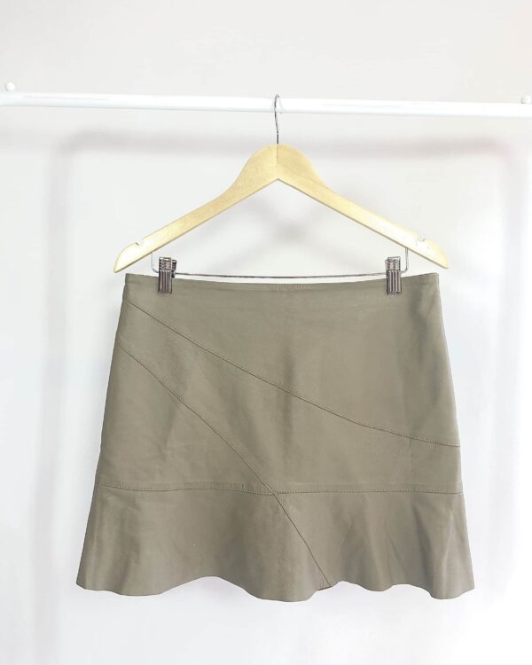 Saia de couro curto ANIMALE - M - VENDIDO SIST OTO