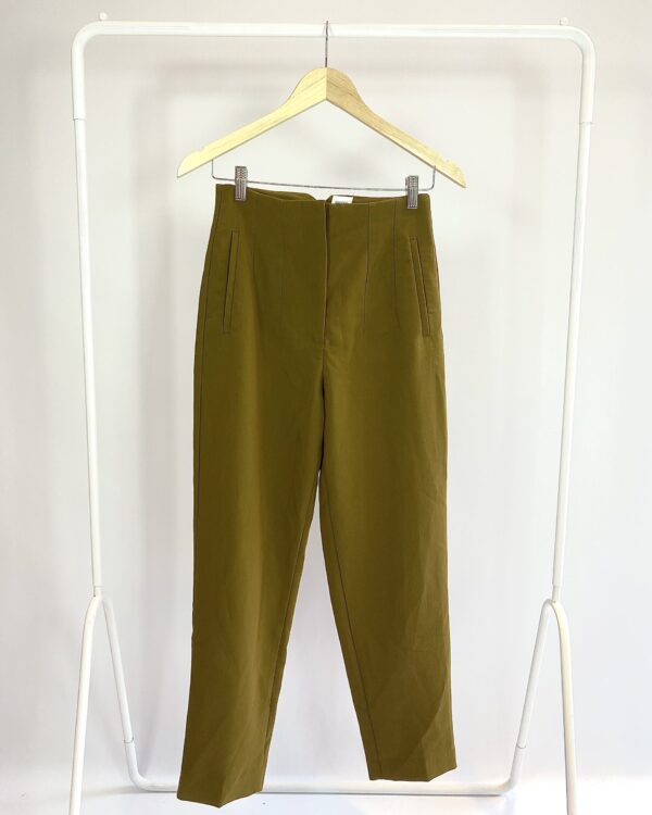 Calça verde oliva ZARA - P - VENDIDO SISTEMA OTO