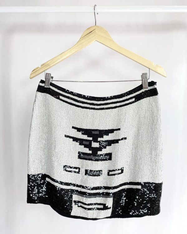 Saia curta de paete p&b *nunca usado* ANIMALE - M