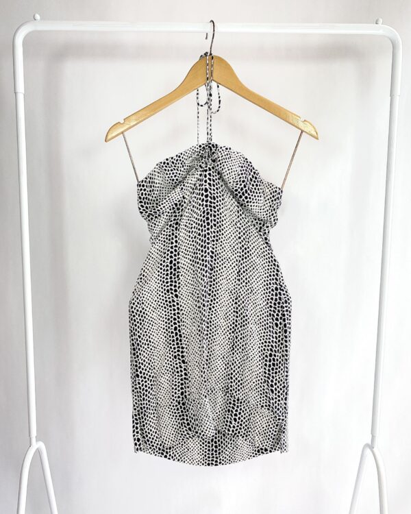 Vestido curto p&b com estamp frente unica VIX - P