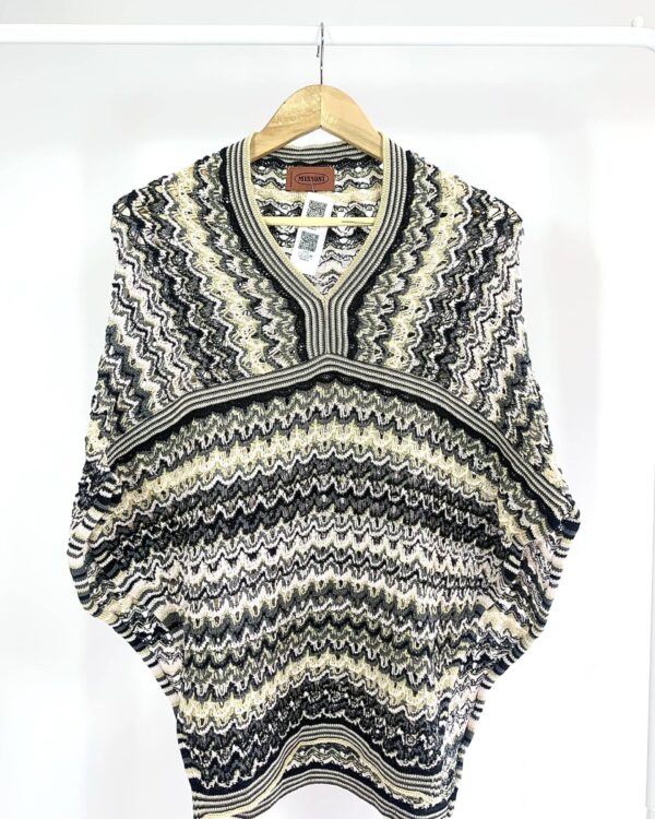 Poncho tricot bege, cinza, preto e fios lurex MISSONI - U - VENDIDO SISTEMA OTO
