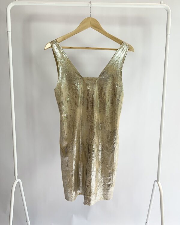 Vestido curto dourada SHOULDER - PP - VENDIDO SISTEMA OTO