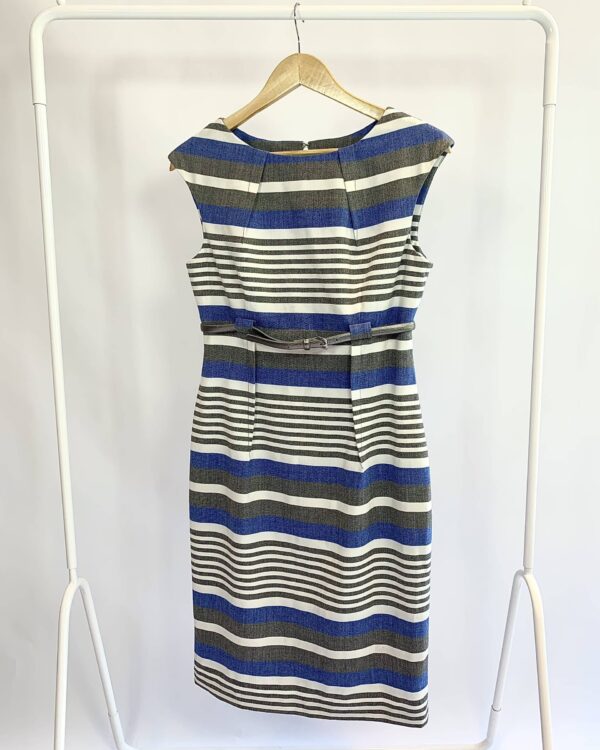 Vestido midi reto estampa listrada cinza azul e branco CALVIN KLEIN - P *nunca usado* - VENDIDO SISTEMA OTO