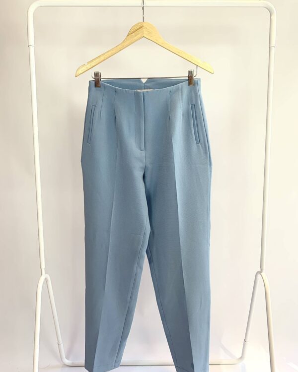 Calça alfaiataria azul lavanda INNOCENCE - 40 - VENDIDO SISTEMA OTO