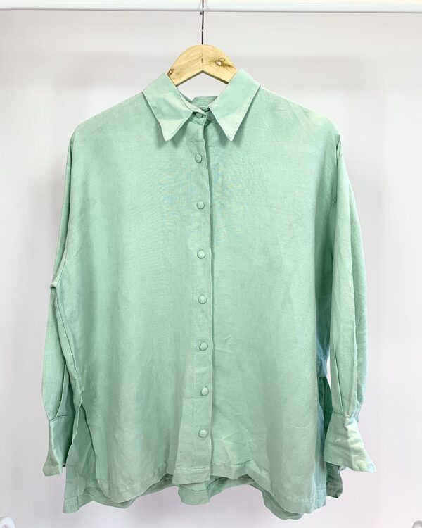 Camisa verde clara LETIH - P - VENDIDO SISTEMA OTO