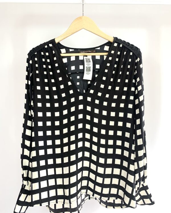 Blusa seda estampa geométrica preto e branco BO.BÔ - G