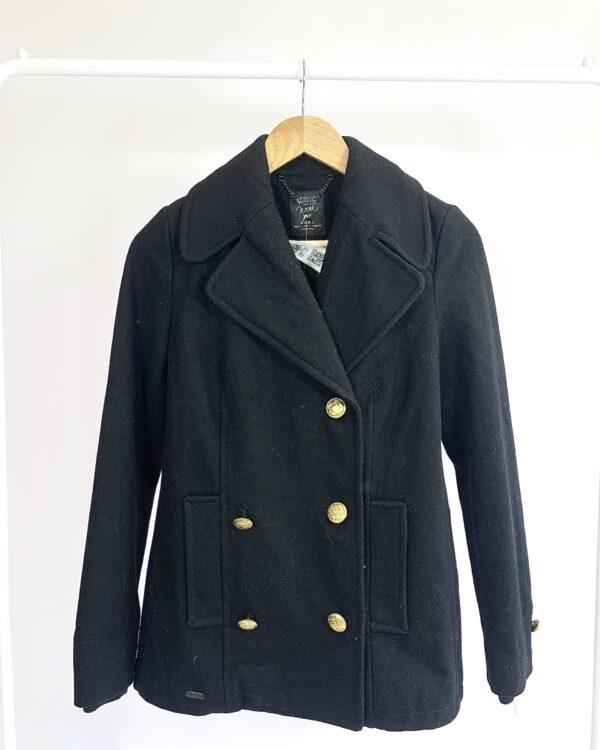 Casaco preto lã batida detalhe botões dourados ZARA - P