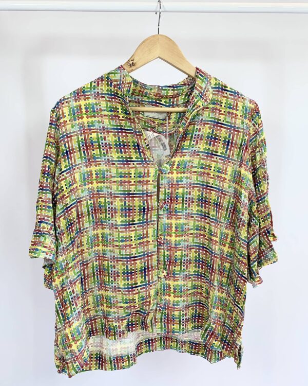 Camisa com estamp colorida ANPO - M *nunca usado* - VENDIDO SISTEMA OTO