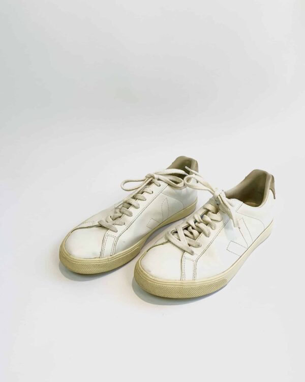 Tenis branco VERT - 38 - VENDIDO SISTEMA OTO