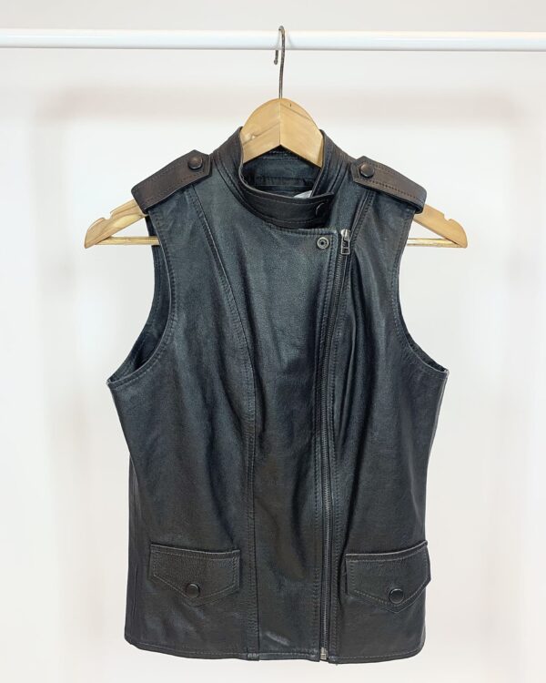 Colete couro preto EVA SPINELI - P - VENDIDO SISTEMA OTO