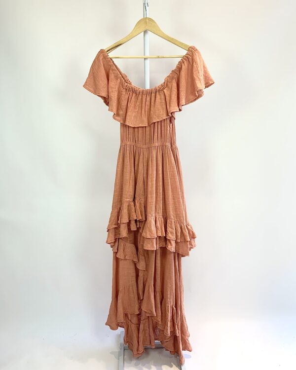 Vestido mullet ombro a ombro babados salmão CAROL BASSI - 36 - VENDIDO SISTEMA OTO