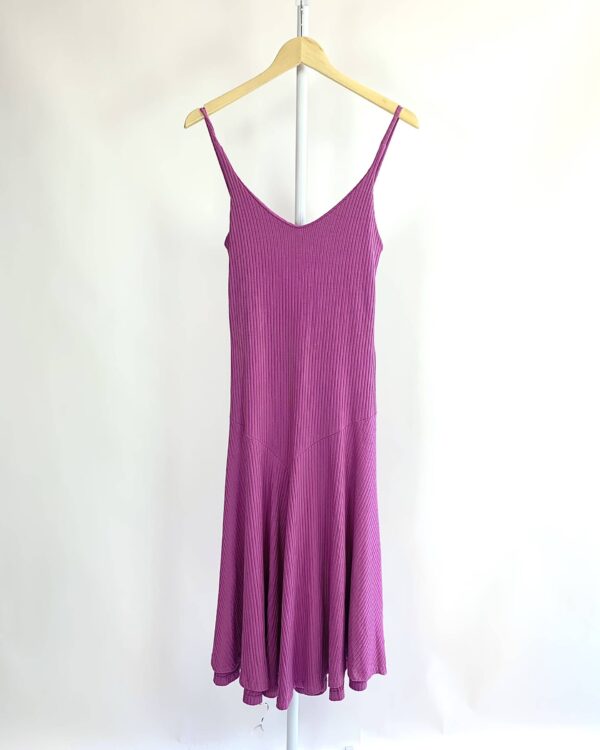 Vestido rosa fucsia canelado FARM - PP - VENDIDO SISTEMA OTO