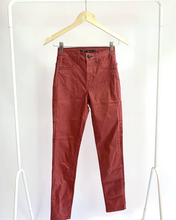 Calça resinada vermelha MARIA FILÓ - 36 - VENDIDO SISTEMA OTO