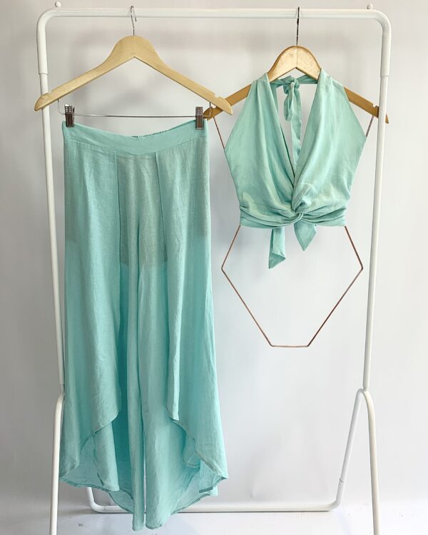 Conjunto top e calça pantacourt linho azul claro VIX - PP - VENDIDO SISTEMA OTO