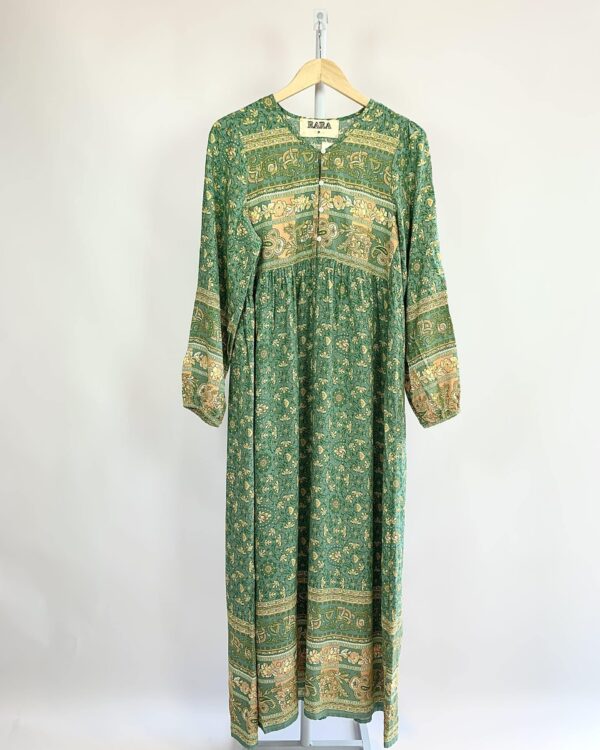 Vestido midi manga longa estampa paesley verde e laranja RARA - P