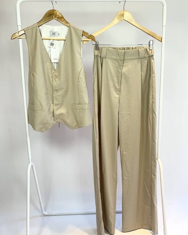 Conjunto bege calça e colete HAYE *nunca usado* - P