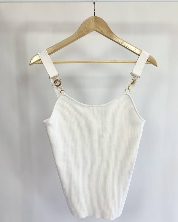 Blusa branca com fivela dourada RALPH LAUREN - G - VENDIDO SISTEMA OTO