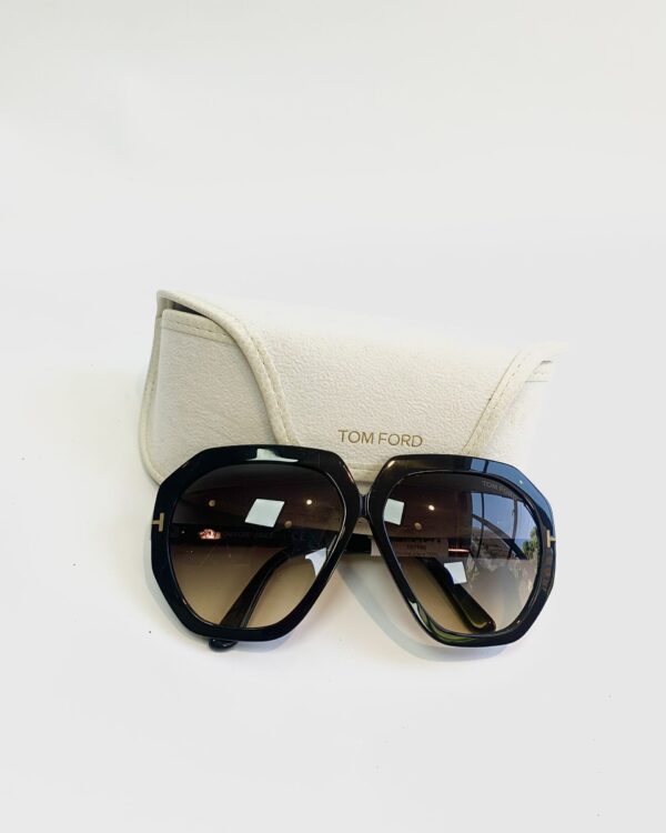 Oculos preto TOM FORD - VENDIDO SISTEMA OTO