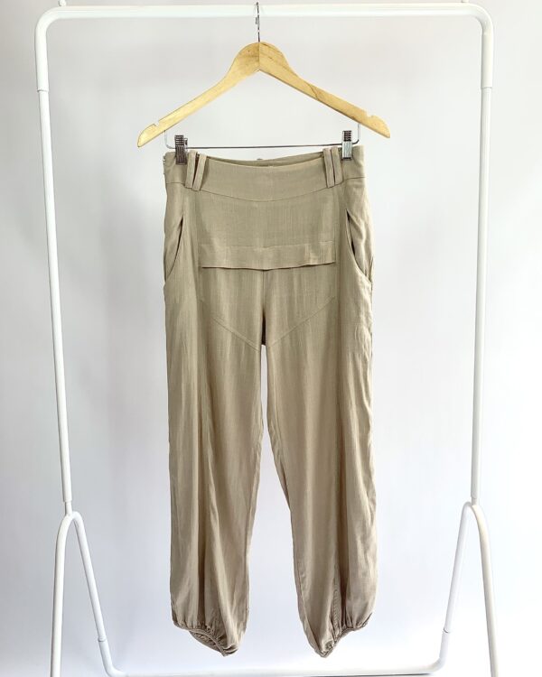 Calça bege AS MARIAS - 36 - VENDIDO SISTEMA OTO