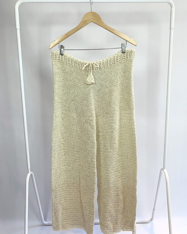 Calça tricot bege com fio lurex dourado SATU - M - VENDIDO SIST OTO