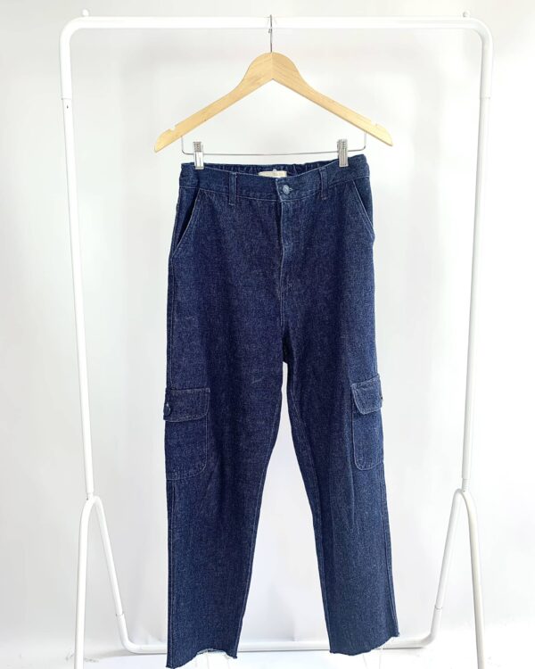 Calça jeans escurta com elastico CRIS BARROS - 38 - VENDIDO SISTEMA OTO