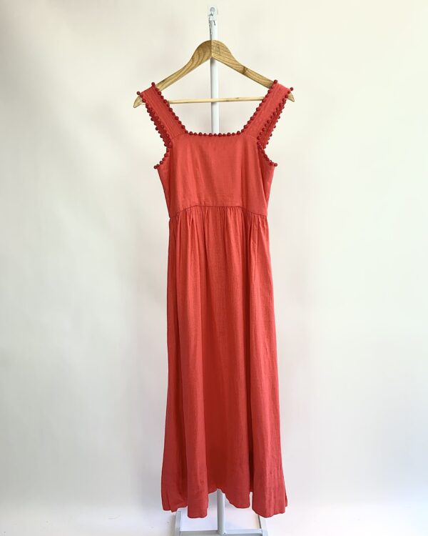 Vestido viscolinho midi vermelho detalhe nas alças VALÔNIA VÉRAS - P - VENDIDO SISTEMA OTO