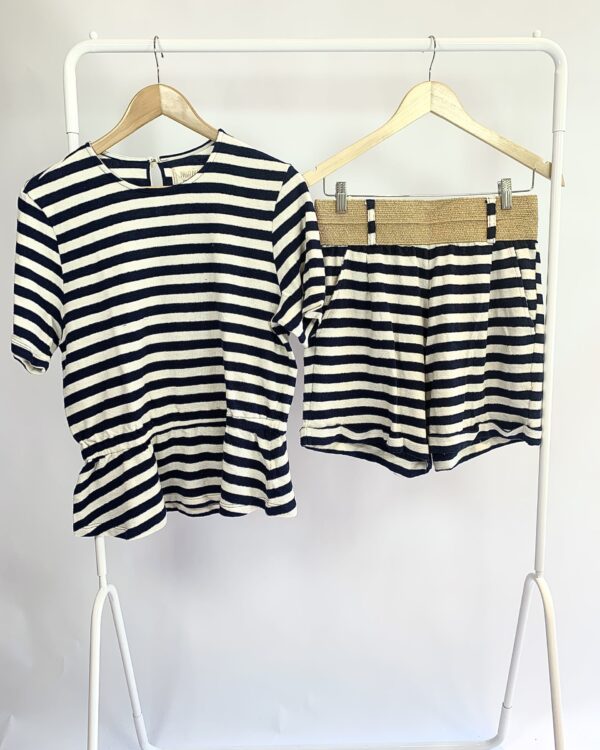 Conjunto short e blusa listrado NORAH - G *nunca usado*