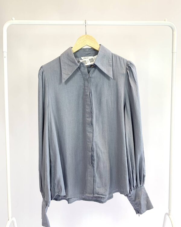 Camisa cinza linho manga bufante MAIS UM - M - VENDIDO SIST OTO